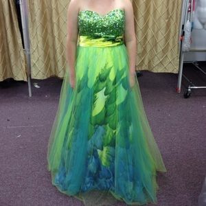 Prom dress size large
